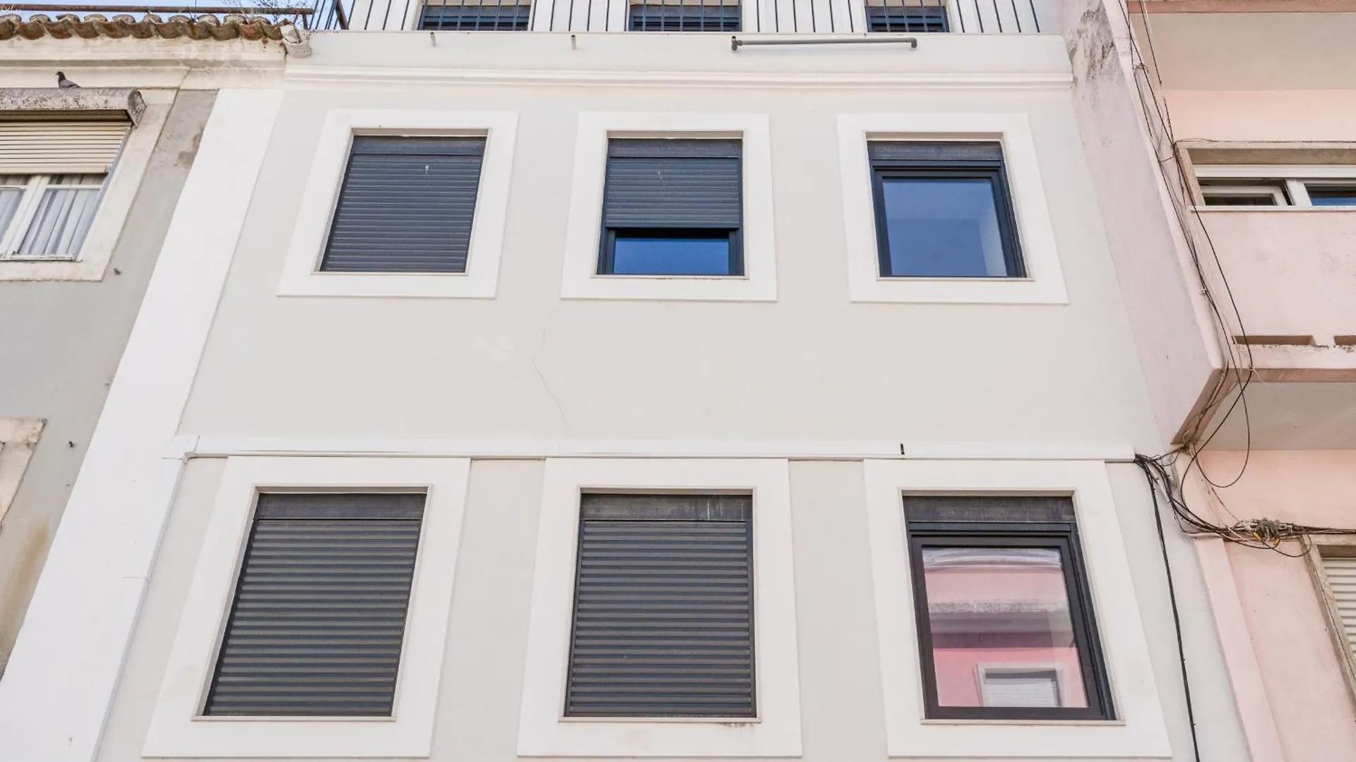 Lapa Charm Apartments With Patio Lisbon