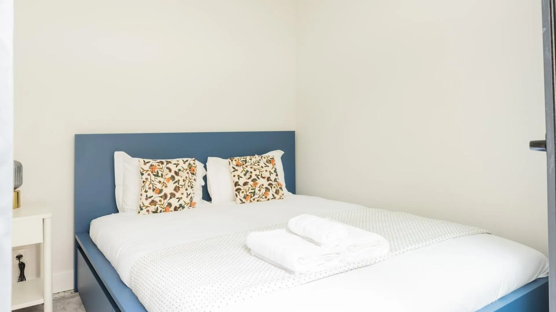 Lapa Charm Apartments With Patio Lisbon 0*,  Portugal